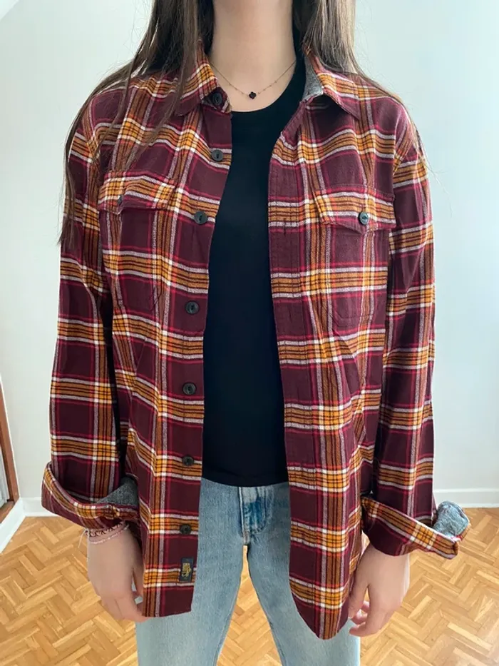 Chemise à carreaux