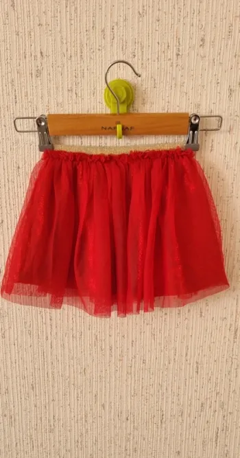 Joli jupe à tutu rouge taille 6 ans fashion private compagny