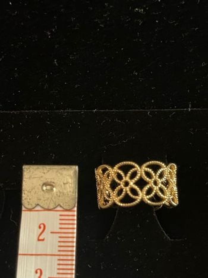 bague dorée - photo numéro 3