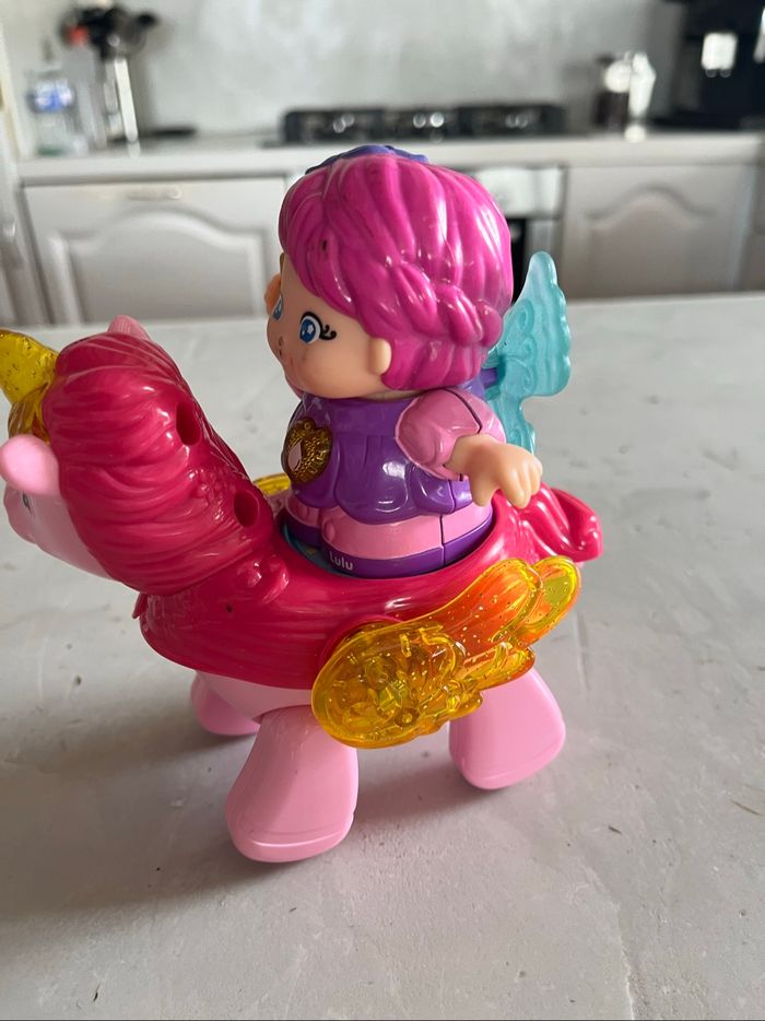Tut tut copain licorne