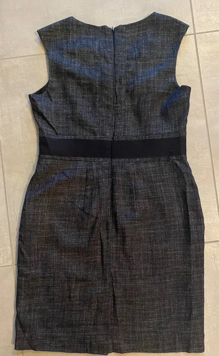 Robe grise - photo numéro 2