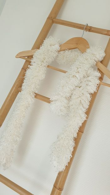 Accessoire fille echarpe boa blanc et paillettes
