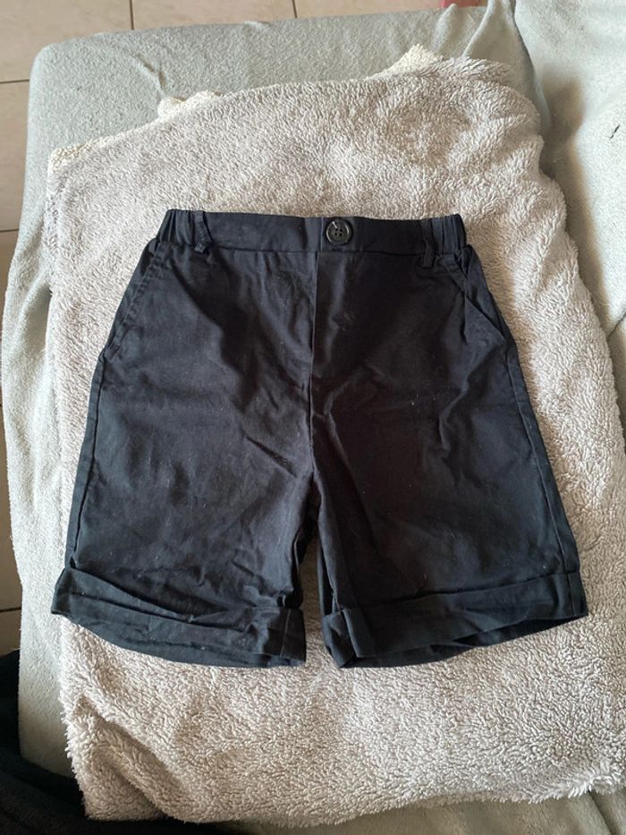 Short toile