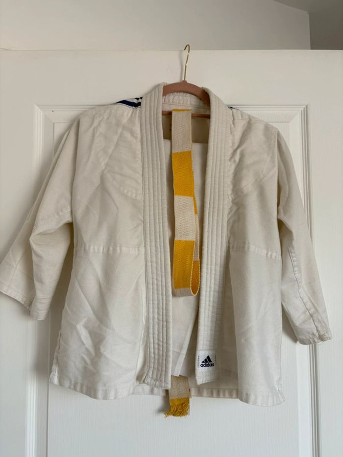 Kimono de judo mixte 10 ans Adidas bon état🤍