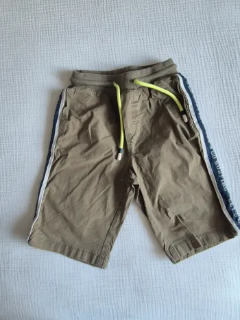 Short kaki Tape à l'oeil 7 ans