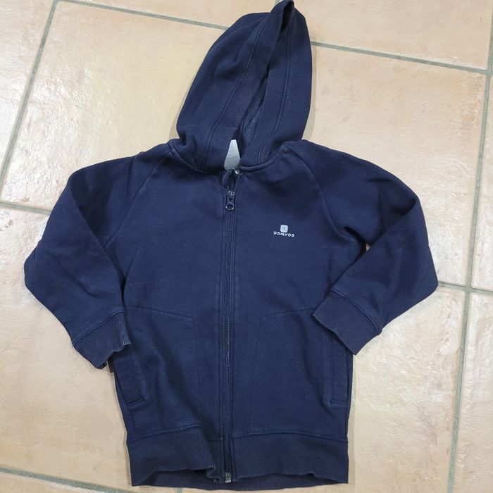 Sweat capuche zippé