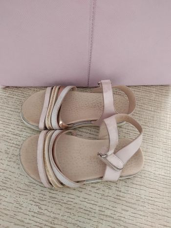 Sandales taille 25