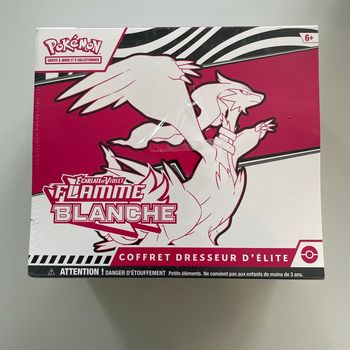 Pokémon ETB coffret dresseur ev10.5 flamme blanche