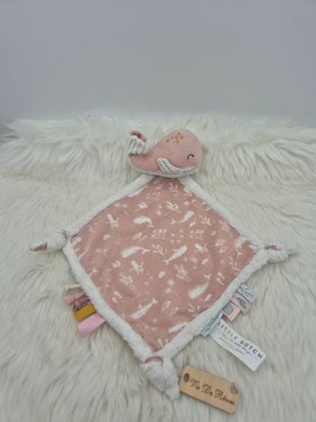 Doudou baleine rose Little Dutch
