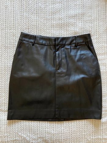 Jupe simili cuir / Taille 38