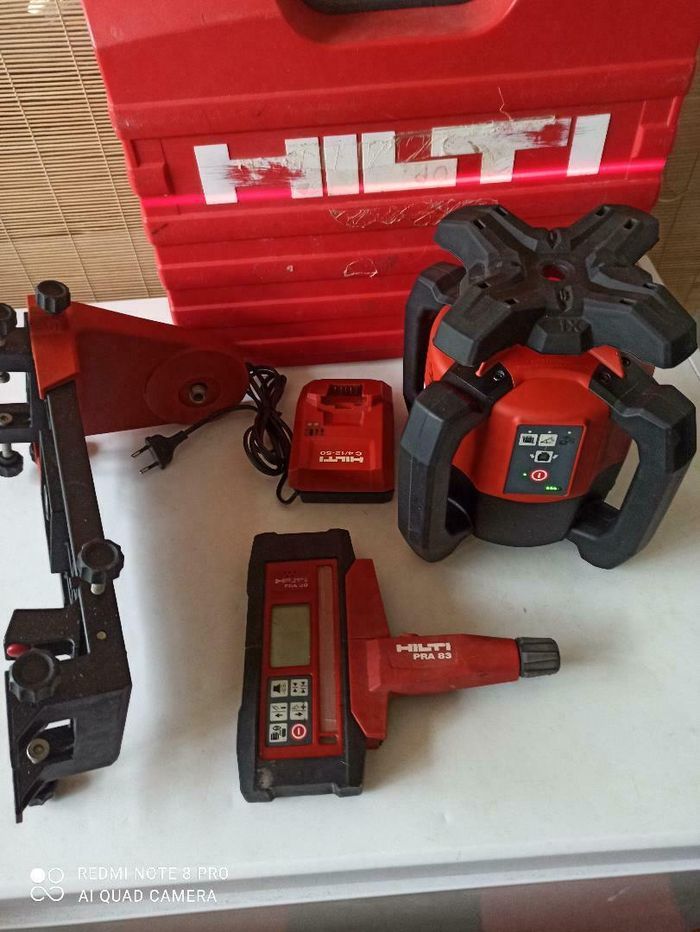 Niveau laser Hilti pr 30 HVS en excellent état