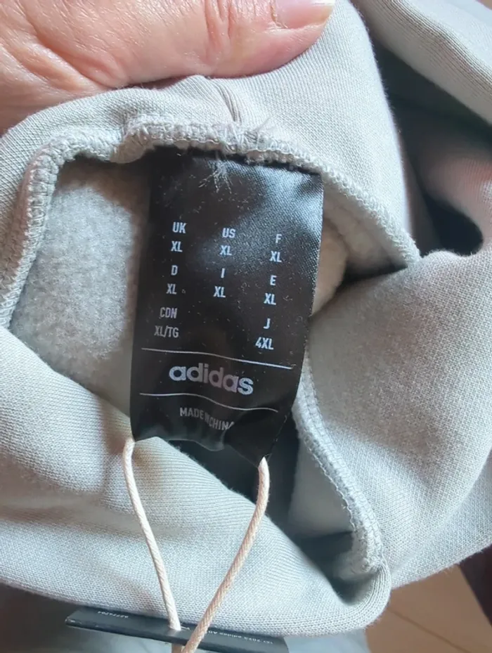 Sweat Basketball One Adidas taille xl neuf - photo numéro 7