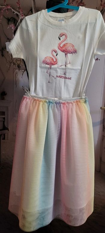 Ensemble jupe et Tee-shirt 8 ans