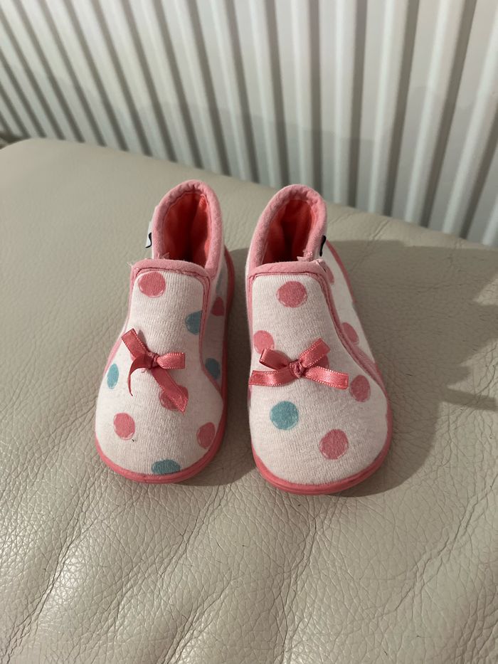 Pantoufles petit bateau 19