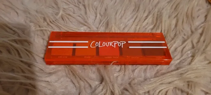 Palette colour vision