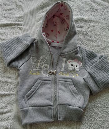 lot d'une veste et d'un pull