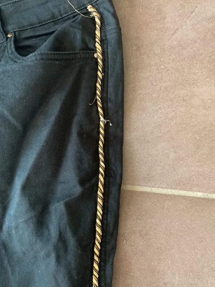 Pantalon noir - photo numéro 3