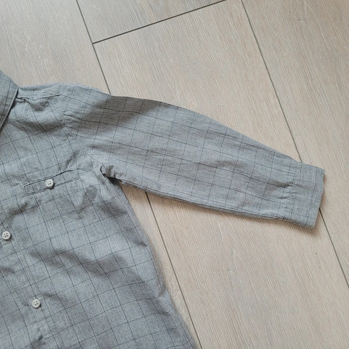 Chemise grise clair à carreaux. Garçon 3 ans. Marque Kiabi - photo numéro 2