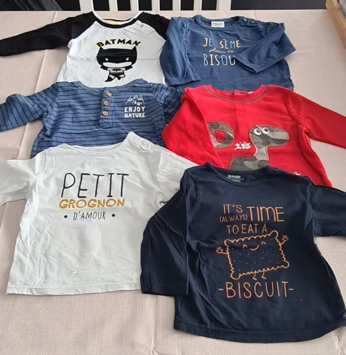 Lot vêtements bébé taille 6 mois (54 articles) - photo numéro 6