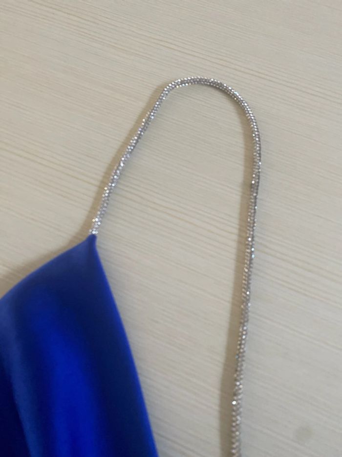 Très beau haut bleu - photo numéro 3
