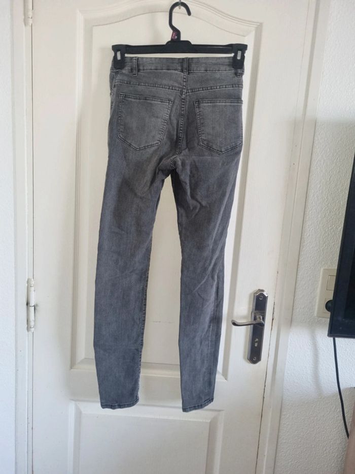 Jean t36 - photo numéro 3