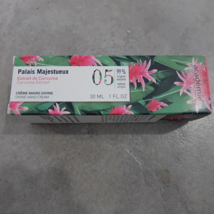 Lot gommage corps et crème mains - photo numéro 4