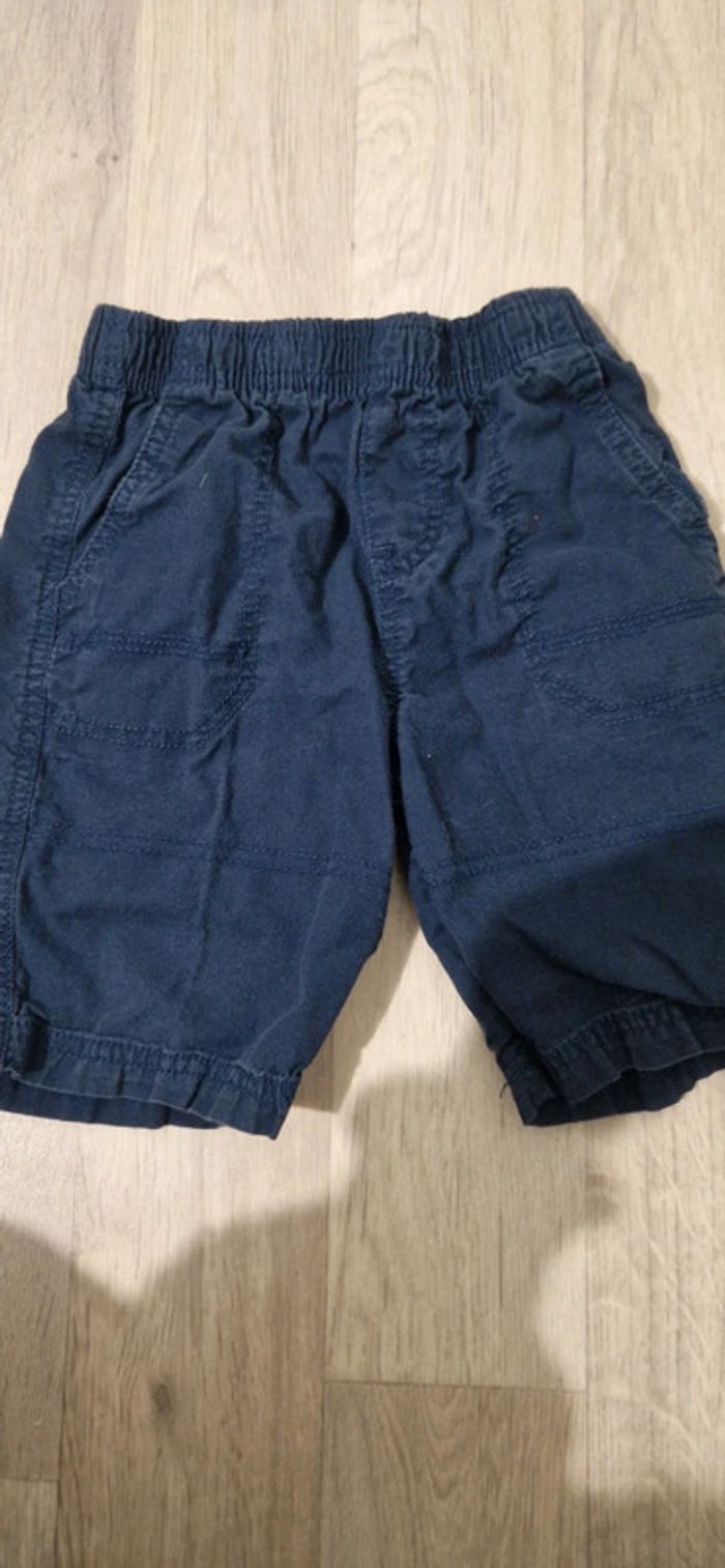 Lot avec short, pantacourf et salopette - 3 ans - photo numéro 11