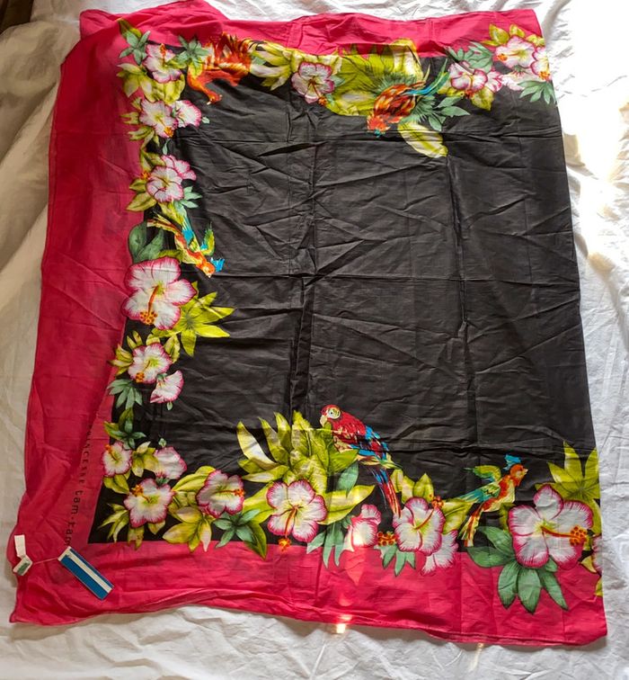 Grand paréo princesse tam tam  Neuf avec étiquette