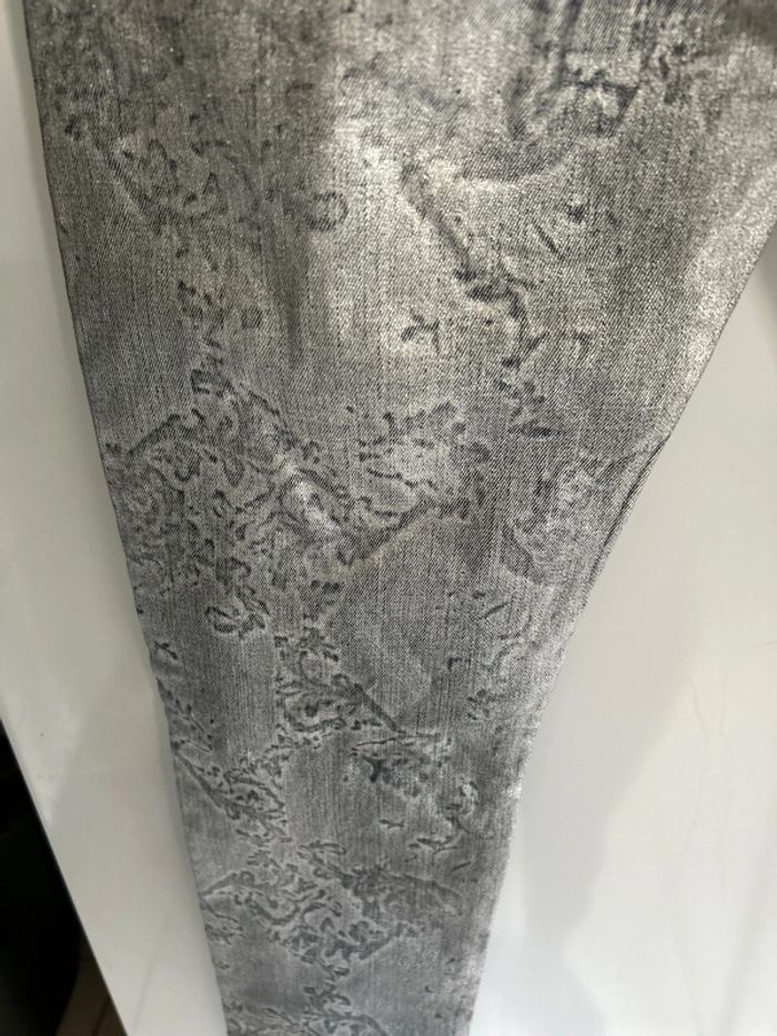 Pantalon gris argentée - photo numéro 8
