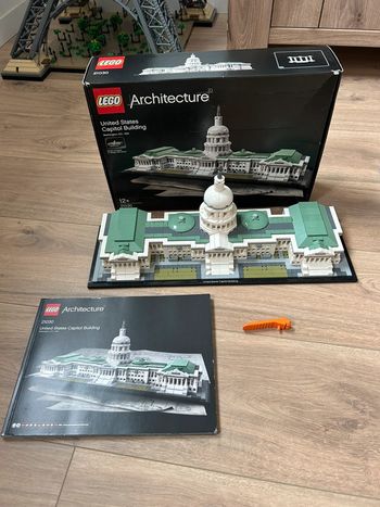 Lego 21030