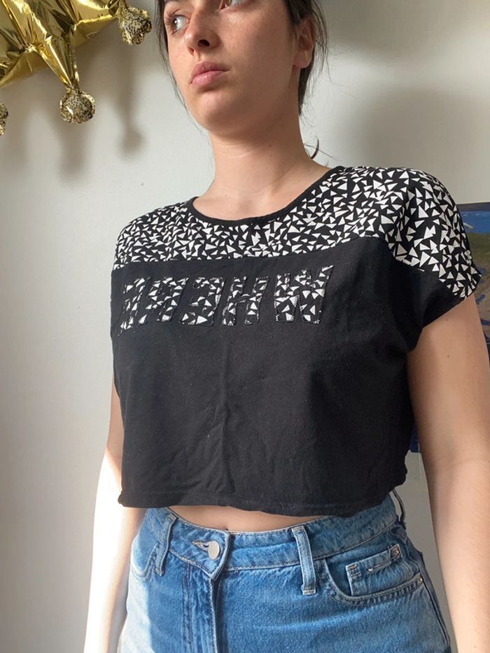 Crop top motifs