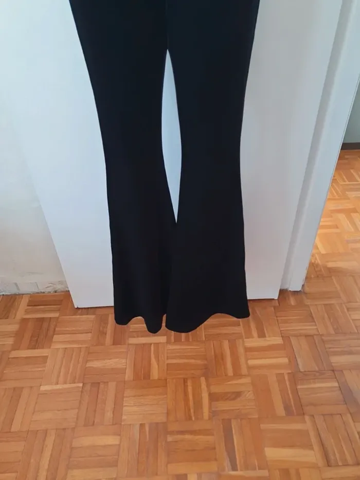 Pantalon fluide en bas skinny aux cuisses - photo numéro 2
