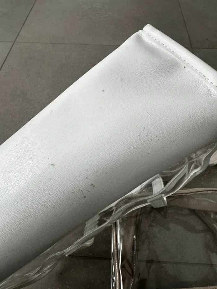 Lot de 3 sacs et pochettes transparentes, bon état mais quelques traces, 34x22cm - photo numéro 5