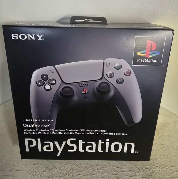 Manette sans fil DualSense Édition limitée 30Th