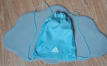 Sac "adidas" bleu ciel