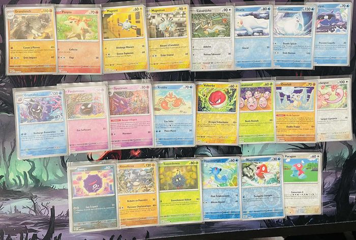 Lot Pokémon 151 – 52 reverses + 25 holos (77 cartes) - photo numéro 2