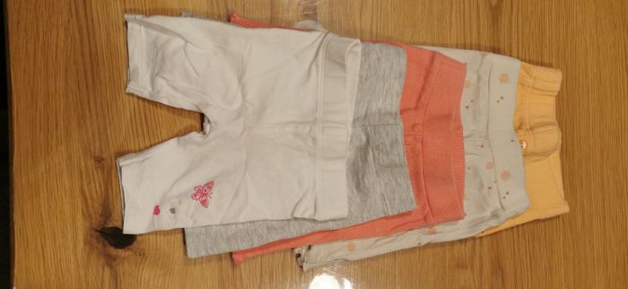 Lot vêtements fille 1 mois - photo numéro 5