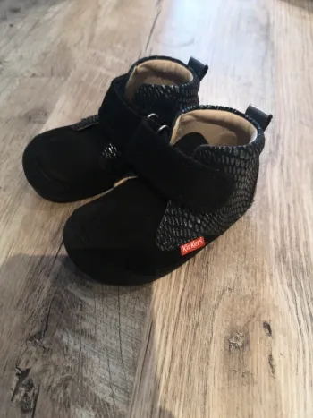 Bottine fille kickers noir 19