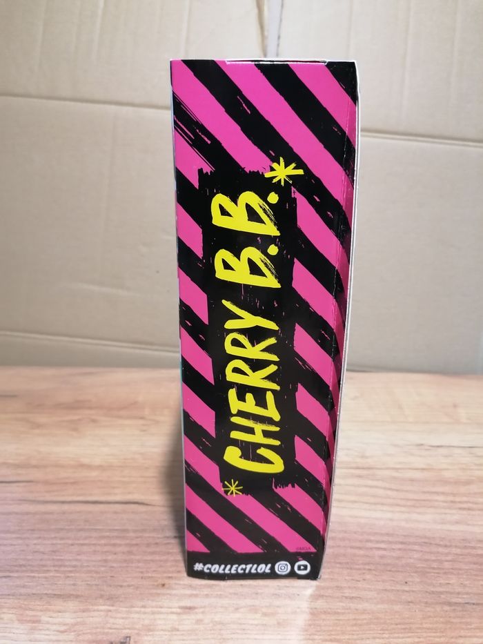 Poupée LOL surprise Tweens serie 1 - photo numéro 10