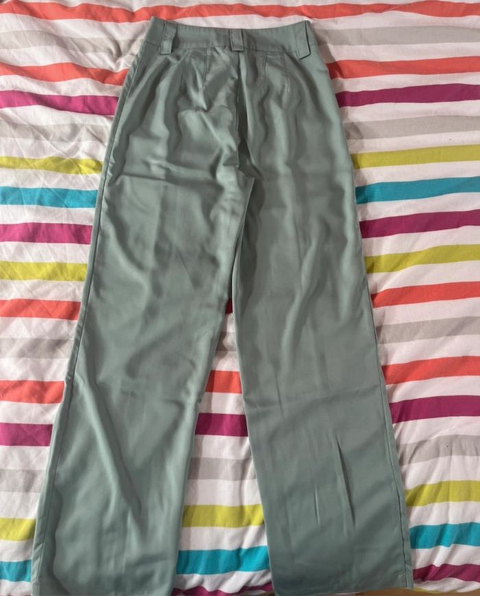 pantalon vert - photo numéro 3