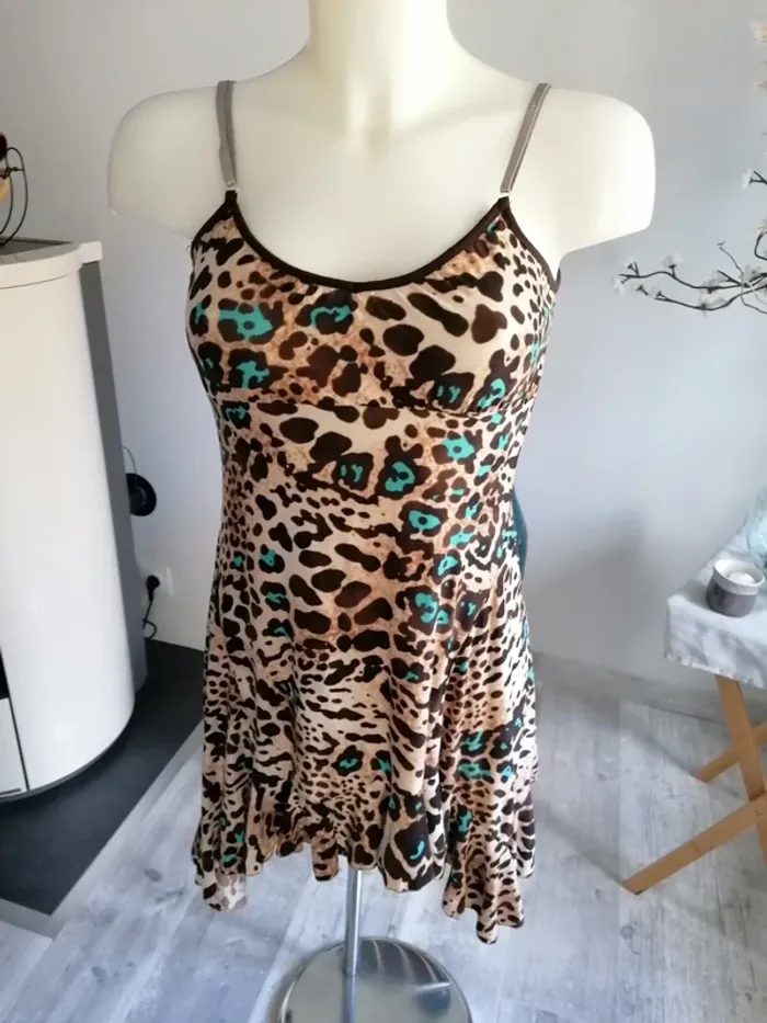 Robe imprimé léopard 38 marque vegas