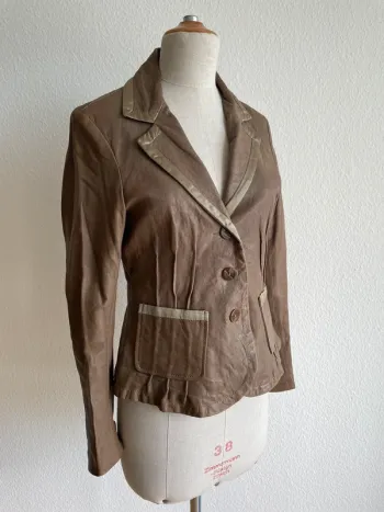Veste cuir Patrizia Pepe taille 38