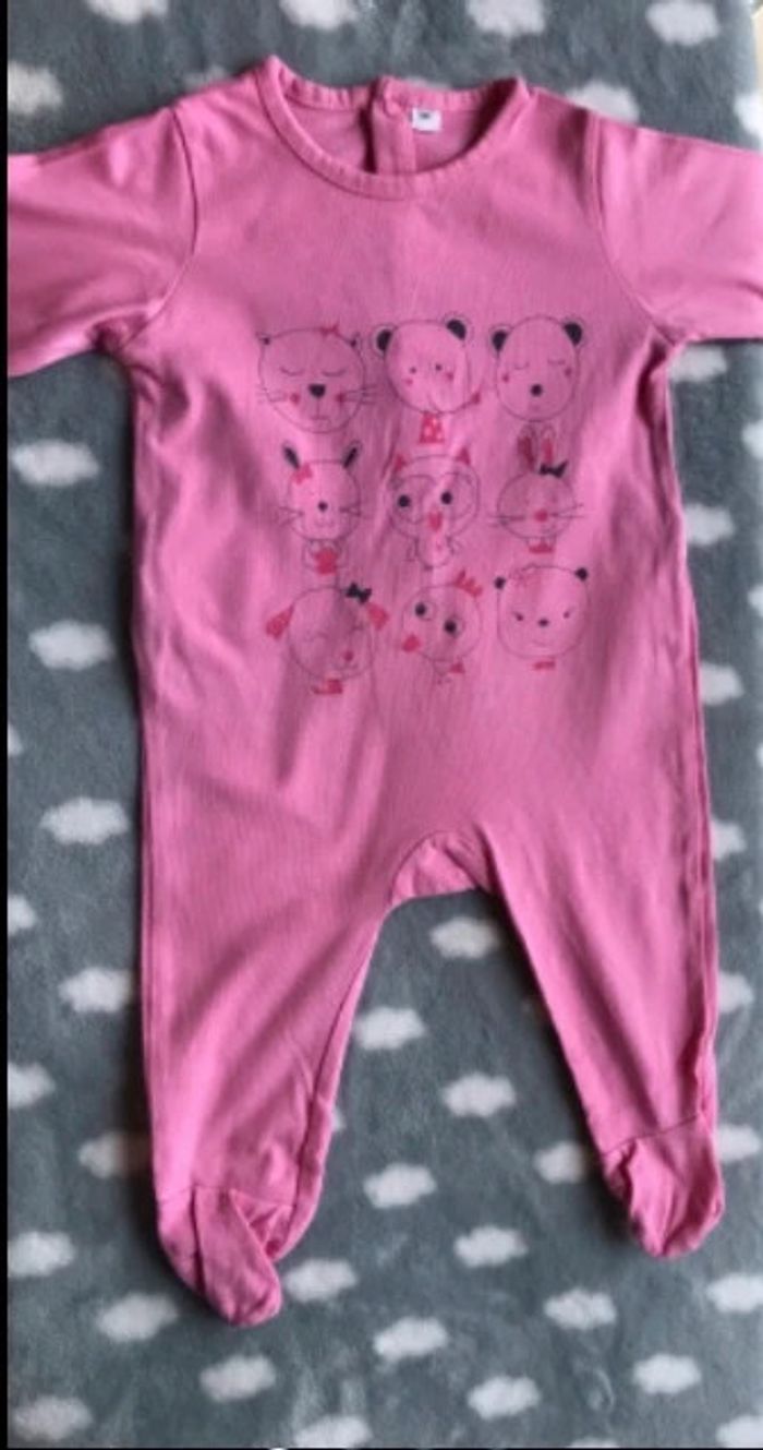 Pyjama - photo numéro 2