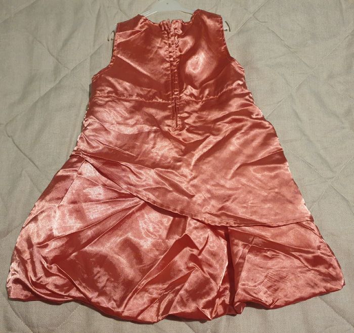Robe de cérémonie - photo numéro 2