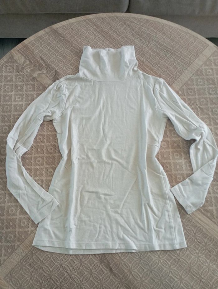 Tee shirt Col roulé crème OVS