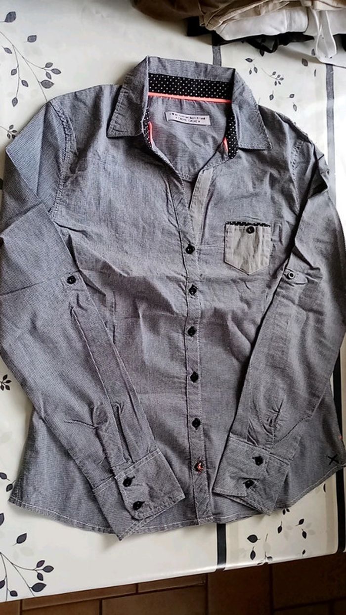 Chemise à carreaux noir