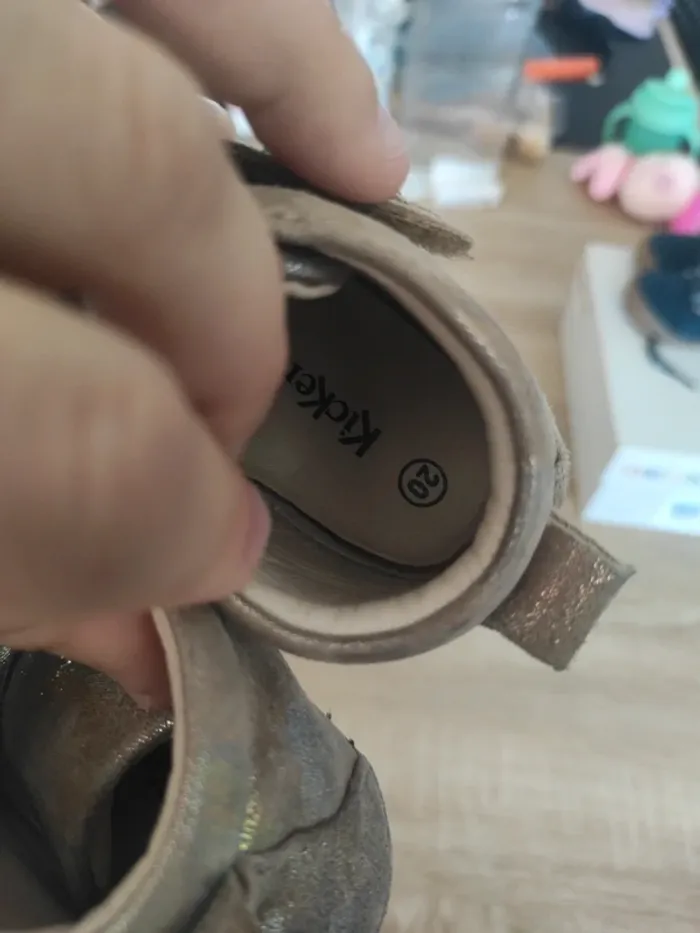 Chaussures bebe kickers pointure 20 - photo numéro 5