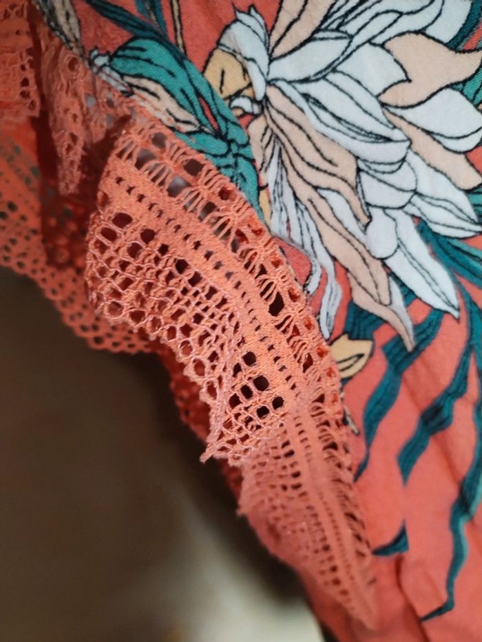 haut fleuri , corail - sans manche taille 44 - photo numéro 6