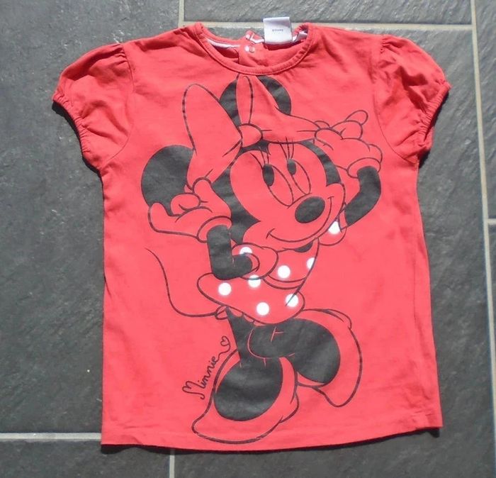 Joli tee-shirt Minnie Mouse 5 ans