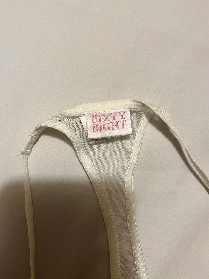 String blanc - photo numéro 4